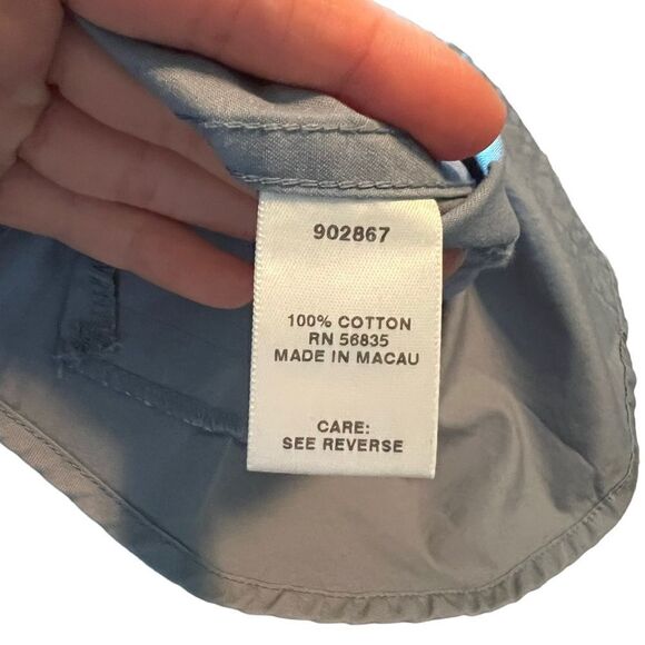 Cabelas light blue button down fishing / utility shirt. - Picture 5 of 9